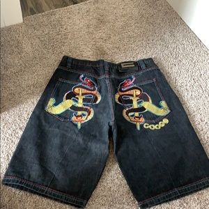 Coogi jeans shorts w38 dark in color